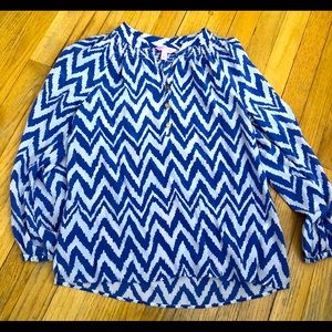 Used Lilly Pulitzer blouse. XS